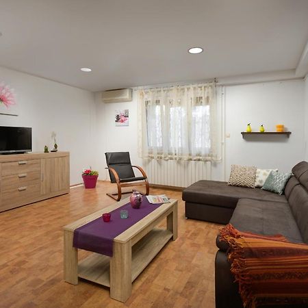 Apartment Tea Pula Ngoại thất bức ảnh
